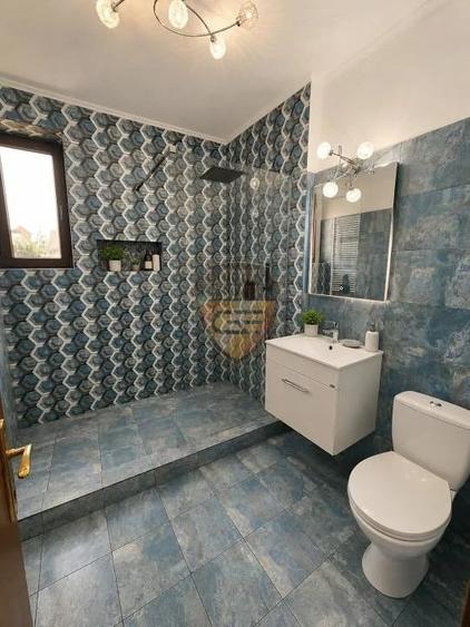 Casă cu Teren 600 Mp în Agigea