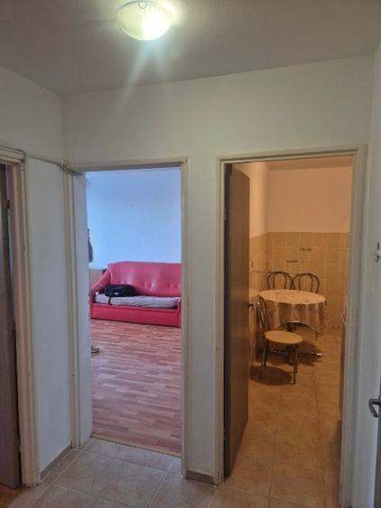 Apartament cu 2 camere decomandat în Tineretului