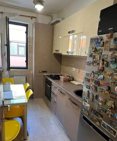 Apartament cu 2 camere decomandat, mobilat în Berceni