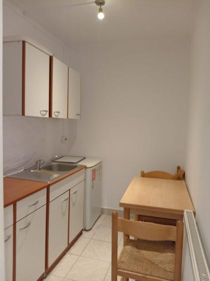 Apartament cu 4 camere în Moșilor