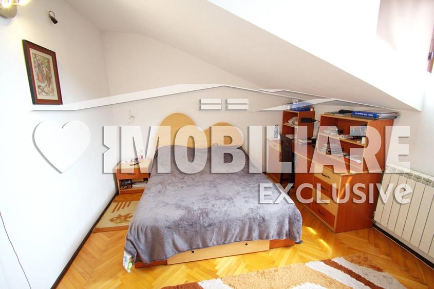 Casă individuală cu 8 camere cu Teren 1174 Mp în Șagului