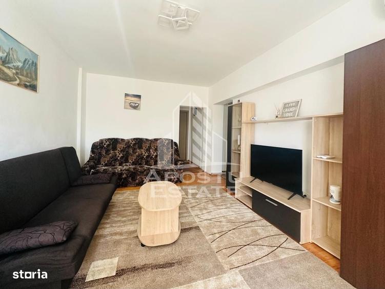 Apartament cu 2 camere în Intim