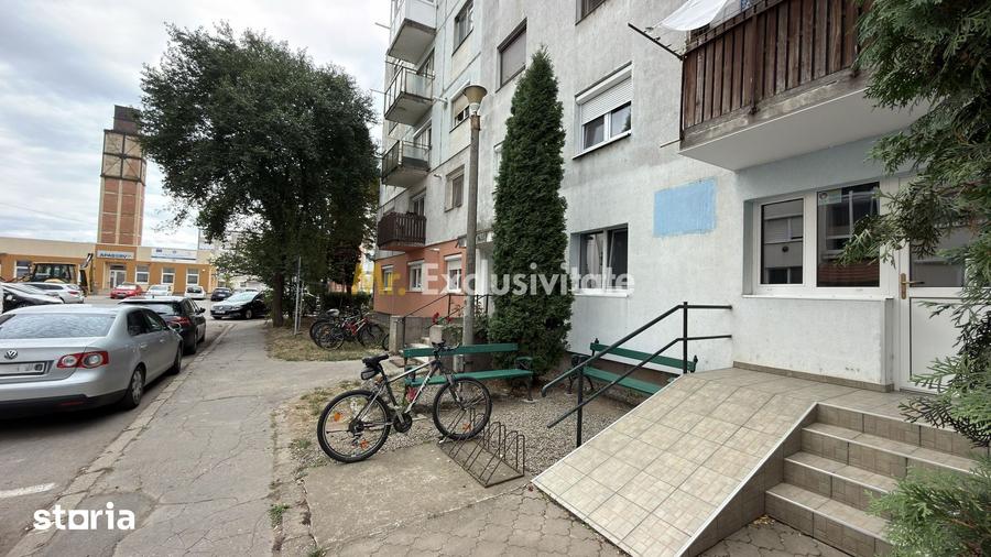 Spațiu comercial, de 50 mp, în Central