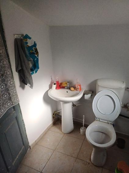 Casă individuală cu 5 camere cu Teren 1100 Mp în Colceag