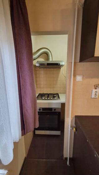 Apartament cu 3 camere, mobilat în Apusului