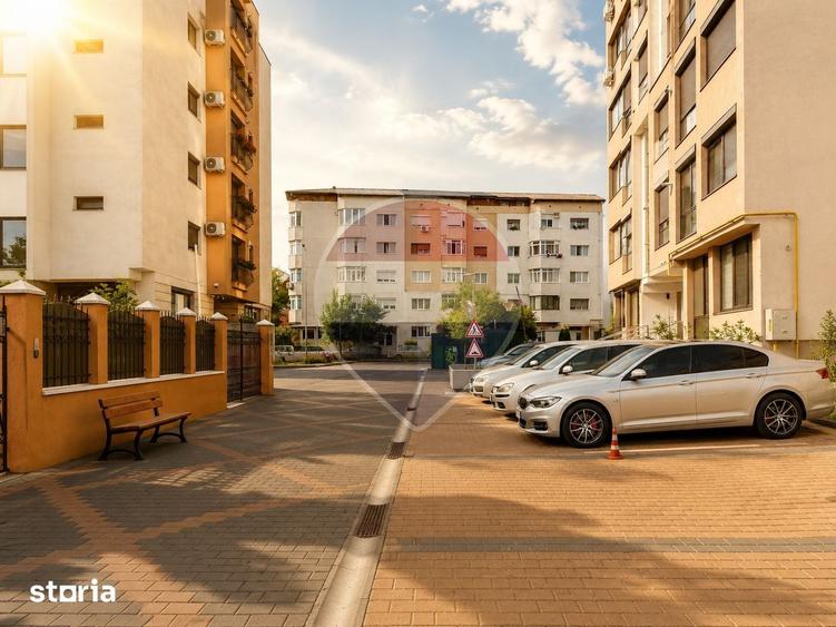 Apartament cu 3 camere în Mioriței