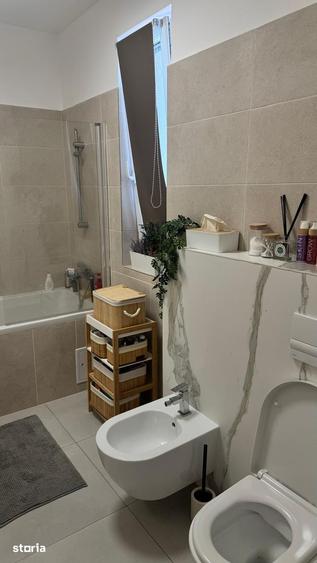 Casă cu 5 camere cu Teren 244 Mp în Giroc