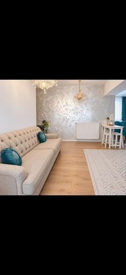 Apartament cu 3 camere decomandat, mobilat în Pipera