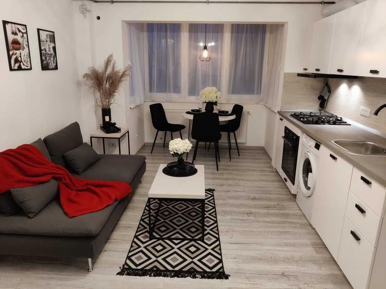 Apartament cu 3 camere semidecomandat în Take Ionescu