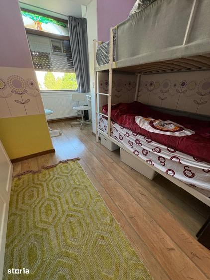 Apartament cu 5 camere în Tomis I