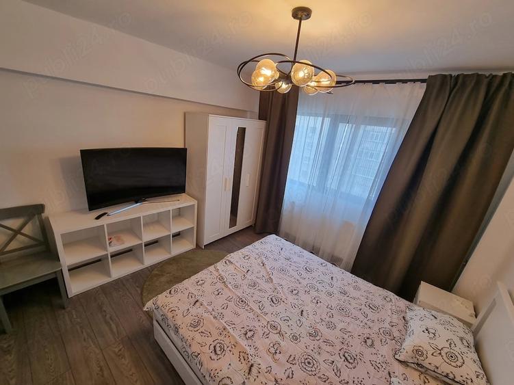 Apartament cu 3 camere decomandat în Ultracentral
