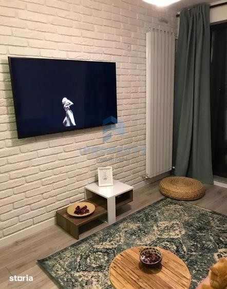 Apartament cu 2 camere, mobilat în Regie