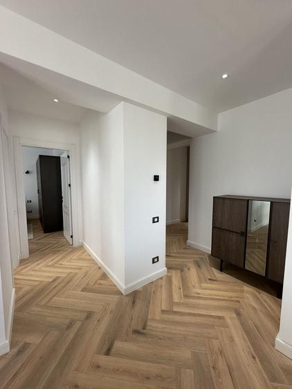 Apartament cu 3 camere în Pipera