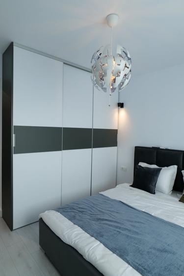 Apartament cu 3 camere decomandat, mobilat în Aviației