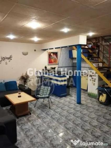 Casă cu 7 camere cu Teren 200 Mp în Splaiul Unirii