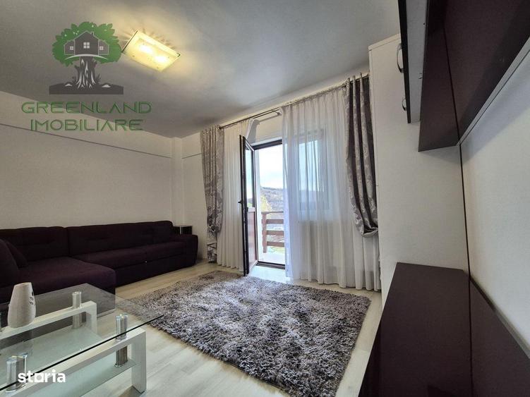 Apartament cu 2 camere decomandat în Podu Roș