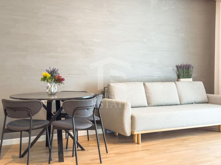 Apartament cu 2 camere decomandat, mobilat în Berceni