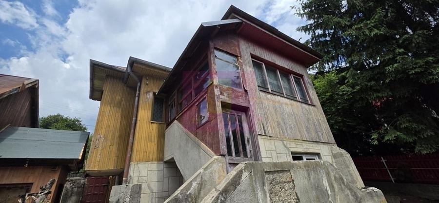 Casă cu 3 camere în Sud