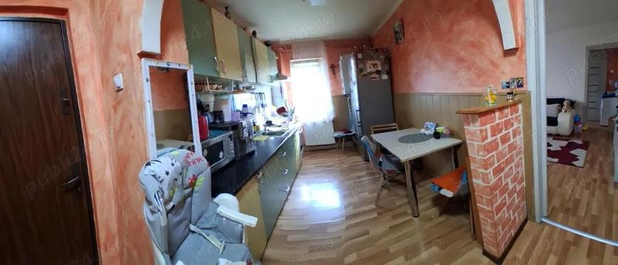 Apartament cu 2 camere semidecomandat în Vasile Aaron