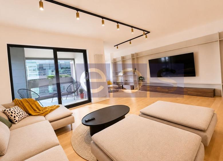 Apartament cu 3 camere decomandat în Pipera