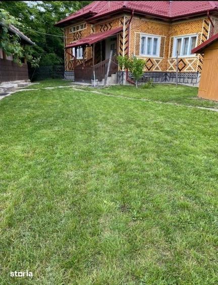 Casă cu 3 camere cu Teren 3600 Mp în Bicaz