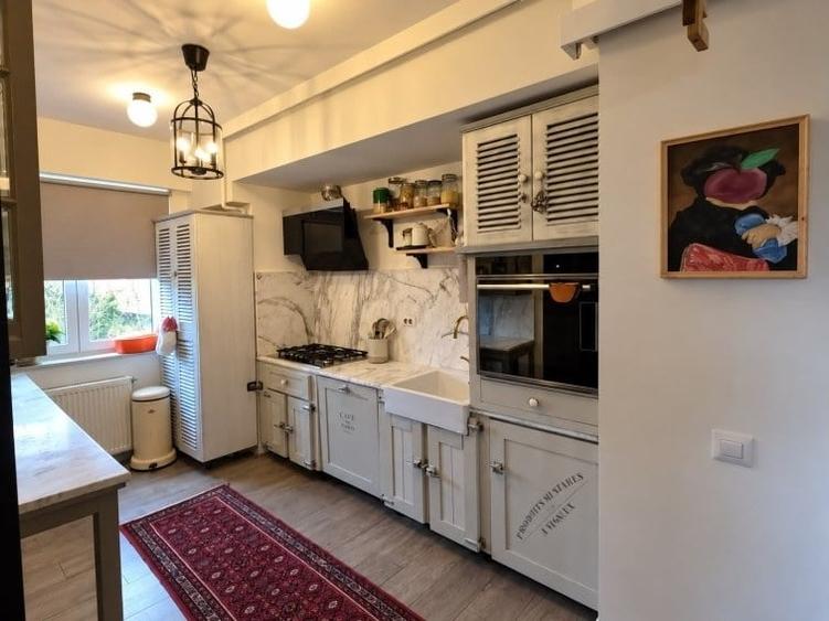Apartament cu 3 camere în Iancu Nicolae