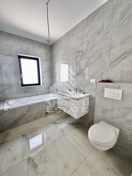 Duplex cu 4 camere cu Canalizare în Giroc