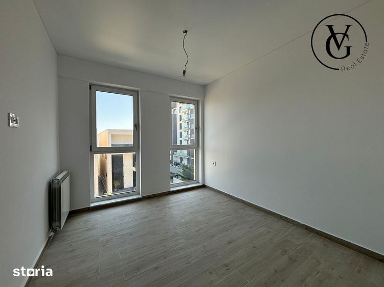Apartament cu 3 camere semidecomandat în Nord