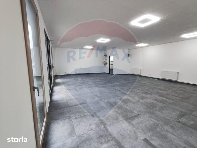 Spa?iu comercial de 80mp in zona Burdujeni - 11