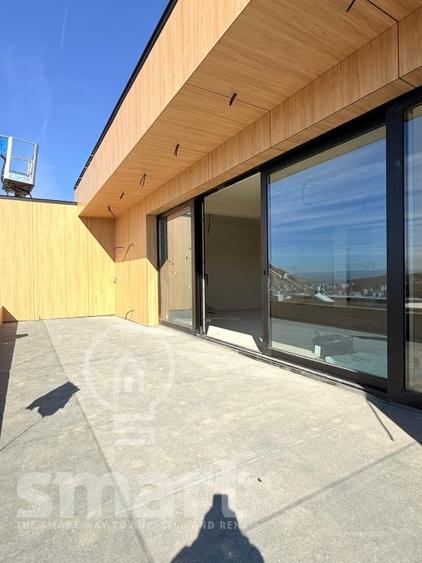 Duplex cu 5 camere cu Canalizare în Europa