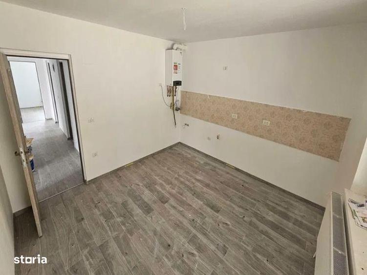 Casă cu 4 camere cu Teren 400 Mp în Șag