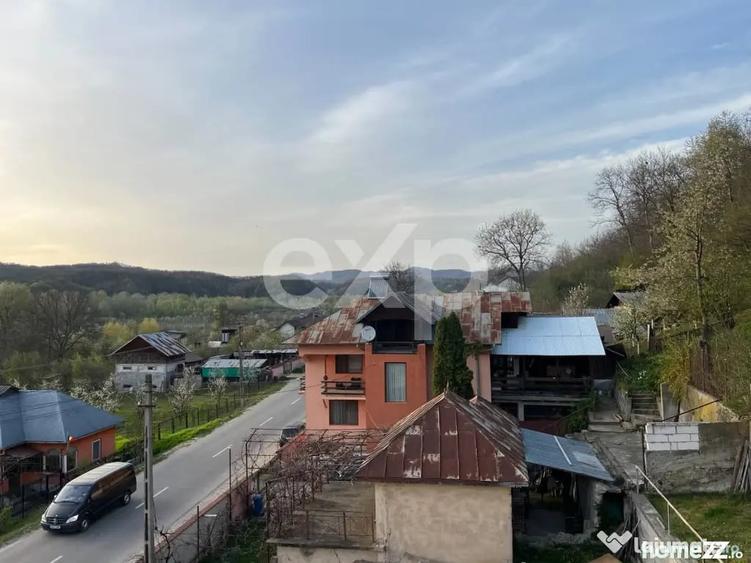 Casă cu 3 camere cu Teren 540 Mp în Manga