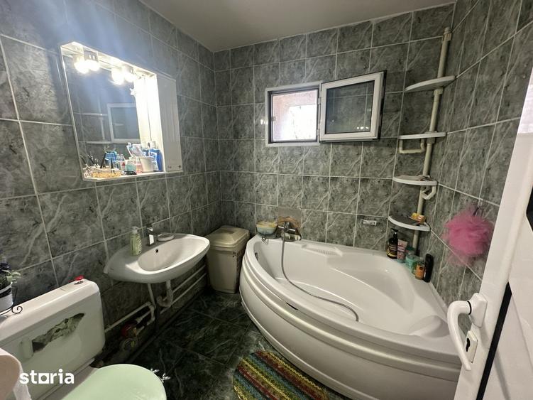 Apartament cu 2 camere semidecomandat, mobilat în Vitan