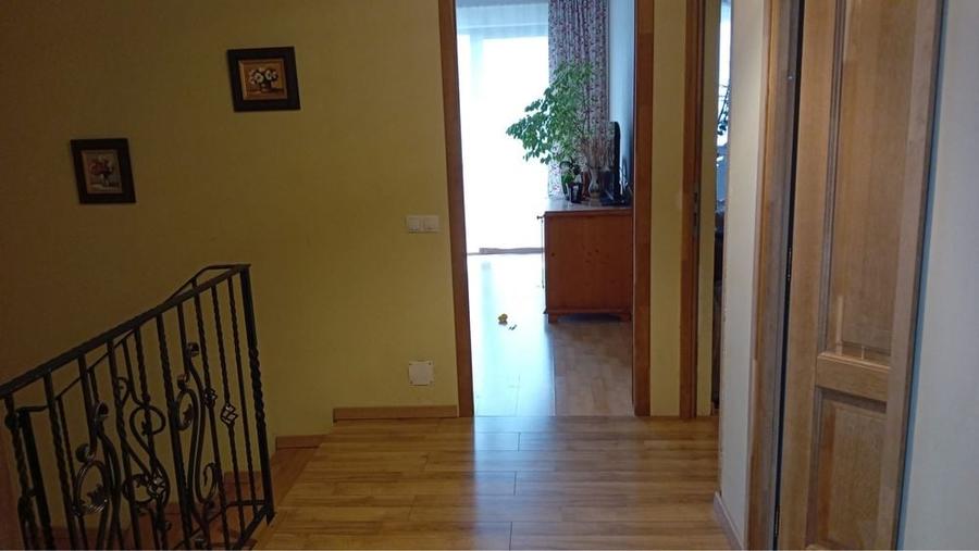 Casă cu 4 camere în Florești