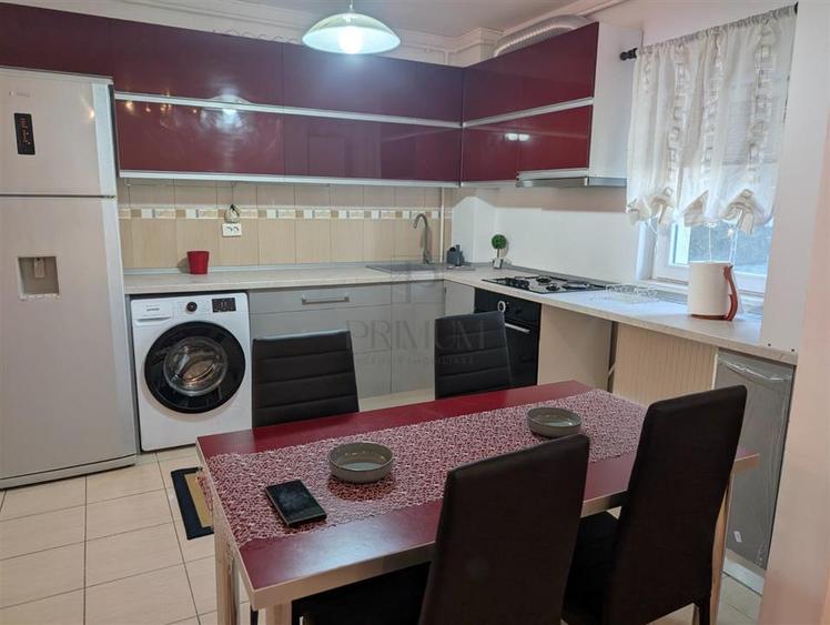 Apartament cu 3 camere decomandat în Braytim