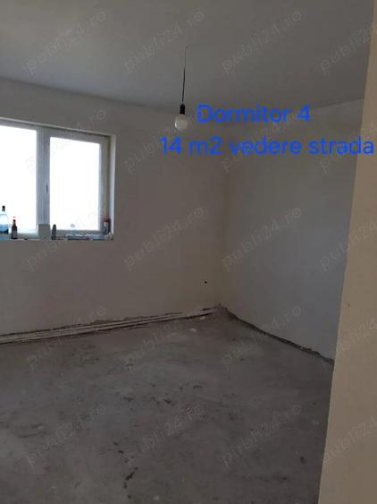 Casă cu 5 camere cu Teren 496 Mp în Central