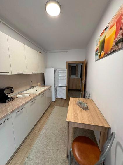 Vand garsoniera mobilata in MRS RESIDENCE SMART Ploiesti cu loc parcare subteran inclus in pret. 0%. COMISION - 6