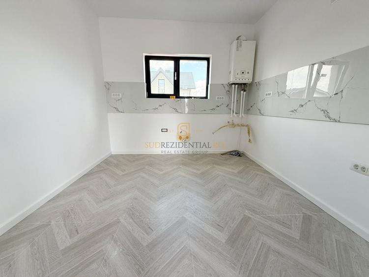 Casă individuală cu 4 camere cu Canalizare în Berceni