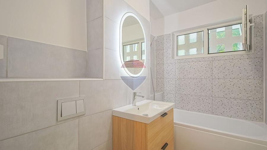 Apartament cu 2 camere semidecomandat în Astra