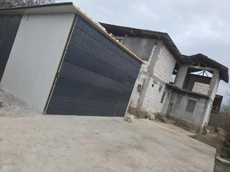 Casă cu 3 camere cu Teren 600 Mp în Albota