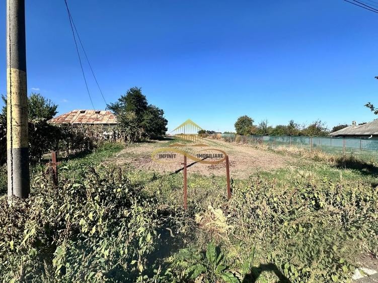Teren agricol intravilan de 5500 mp, în Filipești