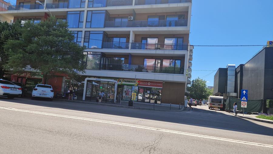 Apartament cu 3 camere în 13 Septembrie