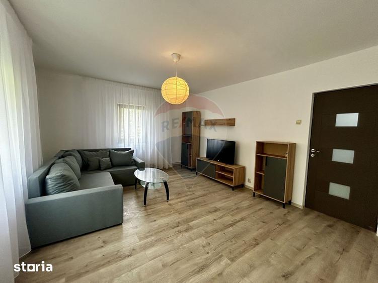 Apartament cu 3 camere decomandat în Săsar