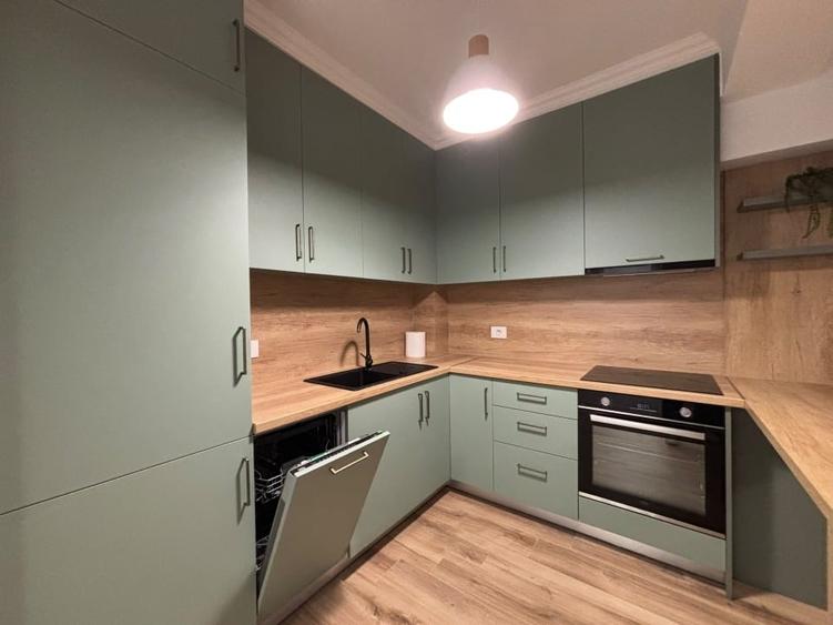 Apartament cu 2 camere semidecomandat, mobilat în Calea Aradului