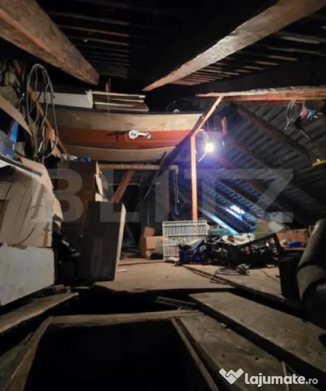 Casă cu 2 camere cu Teren 200 Mp în Central