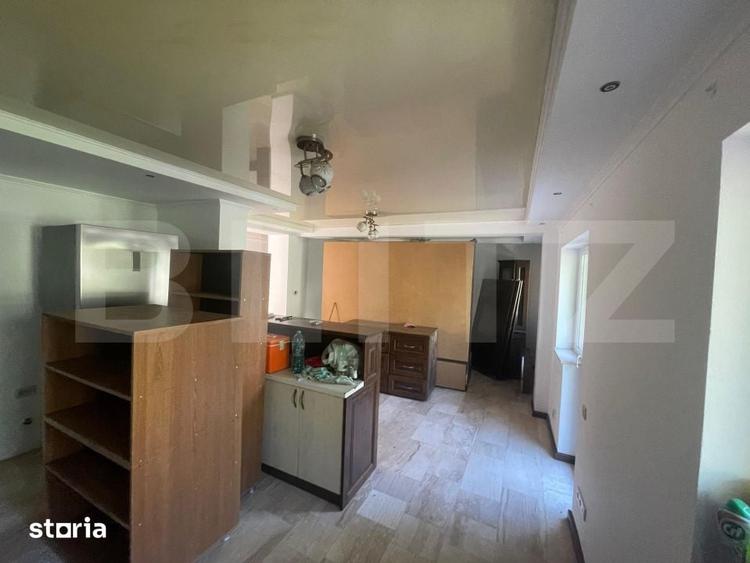 Apartament cu 4 camere în Central