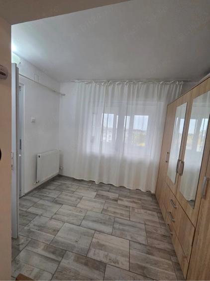 Garsonieră semidecomandată în Unirii Sud