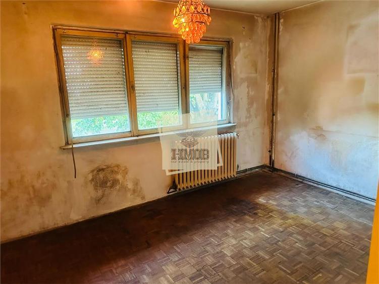 Apartament cu 2 camere semidecomandat în Cedonia