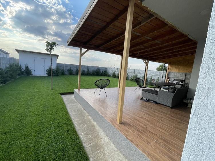 Casă cu 4 camere în Dragomirești-Vale