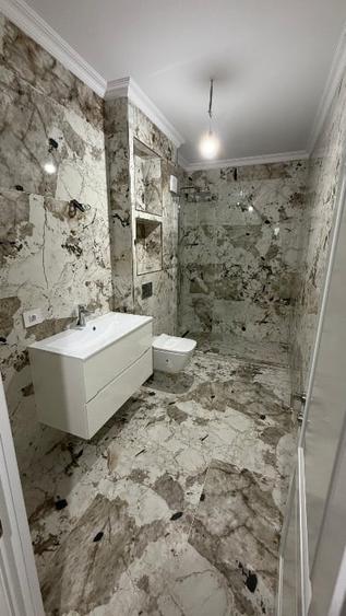 Apartament cu 3 camere decomandat în Aviației